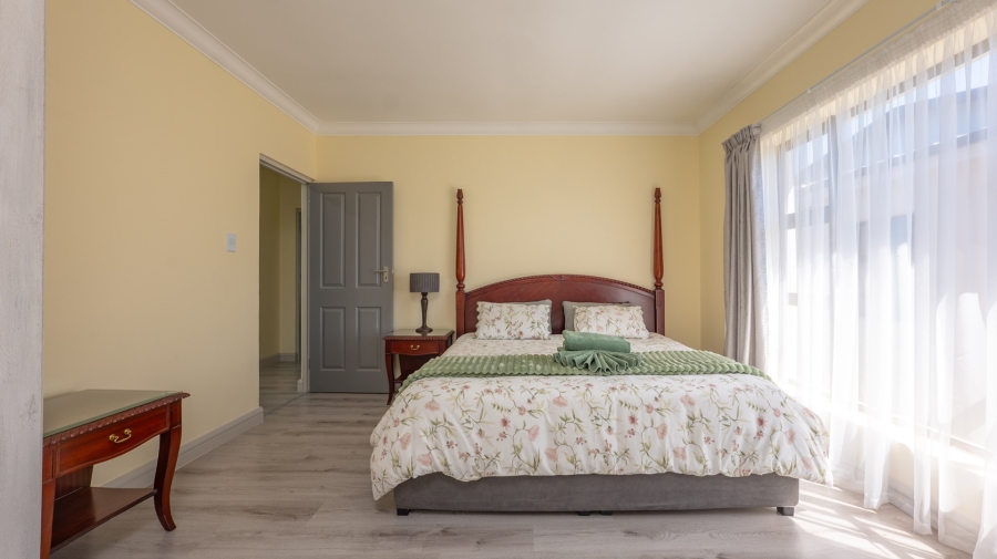 To Let 3 Bedroom Property for Rent in Agulhas Western Cape